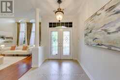 1206 LINDENROCK DRIVE | Oakville Ontario | Slide Image Four