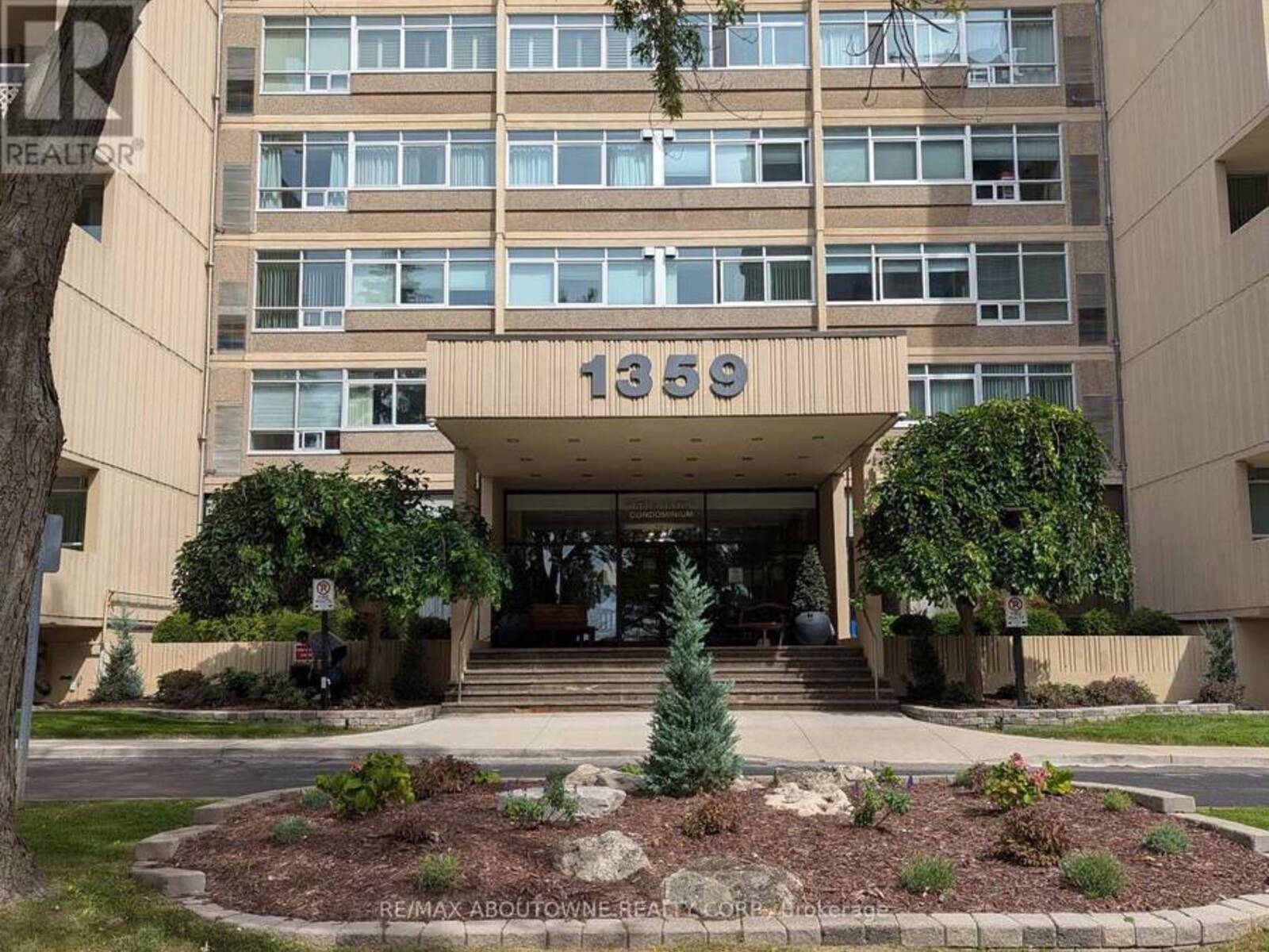 306 - 1359 WHITE OAKS BOULEVARD, Oakville, Ontario L6H 2R8