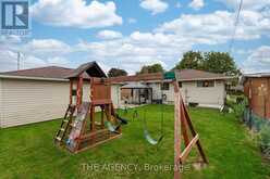 20 RIDGE POINT DRIVE | St. Catharines Ontario | Slide Image Thirty-two