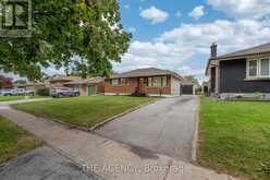20 RIDGE POINT DRIVE | St. Catharines Ontario | Slide Image Thirty-nine