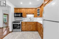 2445 BINBROOK ROAD | Hamilton Ontario | Slide Image Thirteen