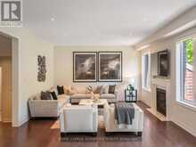 35 ACHESON BOULEVARD | Toronto Ontario | Slide Image Nine