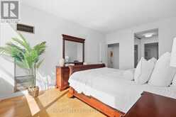 1705 - 110 PROMENADE CIRCLE | Vaughan Ontario | Slide Image Sixteen
