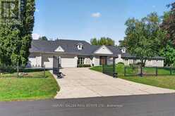 28 PUTTING GREEN CRESCENT | Vaughan Ontario | Slide Image Four