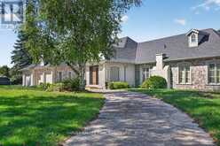 28 PUTTING GREEN CRESCENT | Vaughan Ontario | Slide Image Six