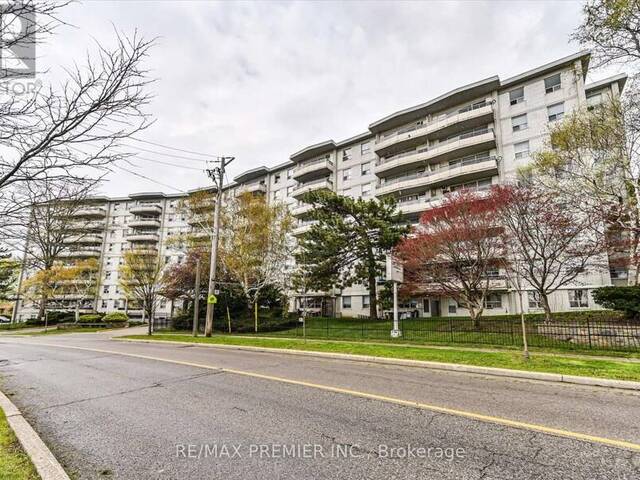 716 - 80 GRANDRAVINE DRIVE Toronto Ontario, M3J 1B2 - 3 Bedrooms Condo For Sale