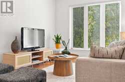 120 TARRAGONA BOULEVARD | Toronto Ontario | Slide Image Eight