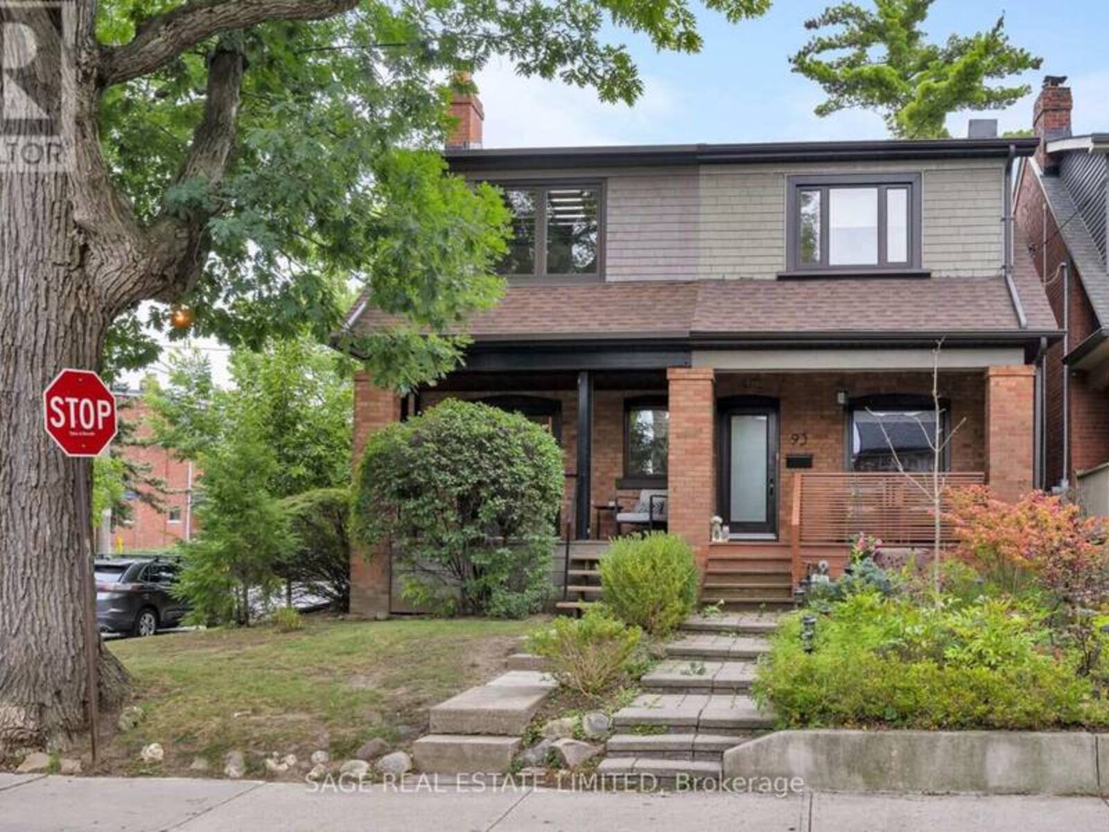 91 MAPLEWOOD AVENUE, Toronto, Ontario M6C 1J4