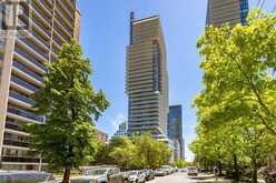 1702 - 185 ROEHAMPTON AVENUE | Toronto Ontario | Slide Image Thirty-six