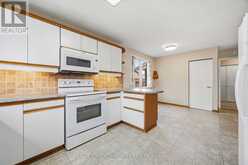 588 HUNTINGWOOD DRIVE | Toronto Ontario | Slide Image Twenty