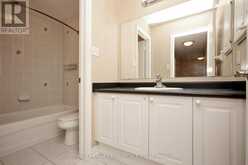 71 MCNALLY WAY | Aurora Ontario | Slide Image Thirteen