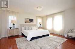 71 MCNALLY WAY | Aurora Ontario | Slide Image Seventeen