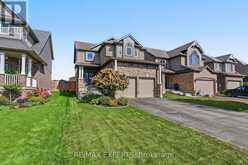 18 ARNOLD CRESCENT | Angus Ontario | Slide Image Two