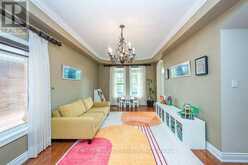 26 IMPERIAL LAKES DRIVE | Brampton Ontario | Slide Image Nine
