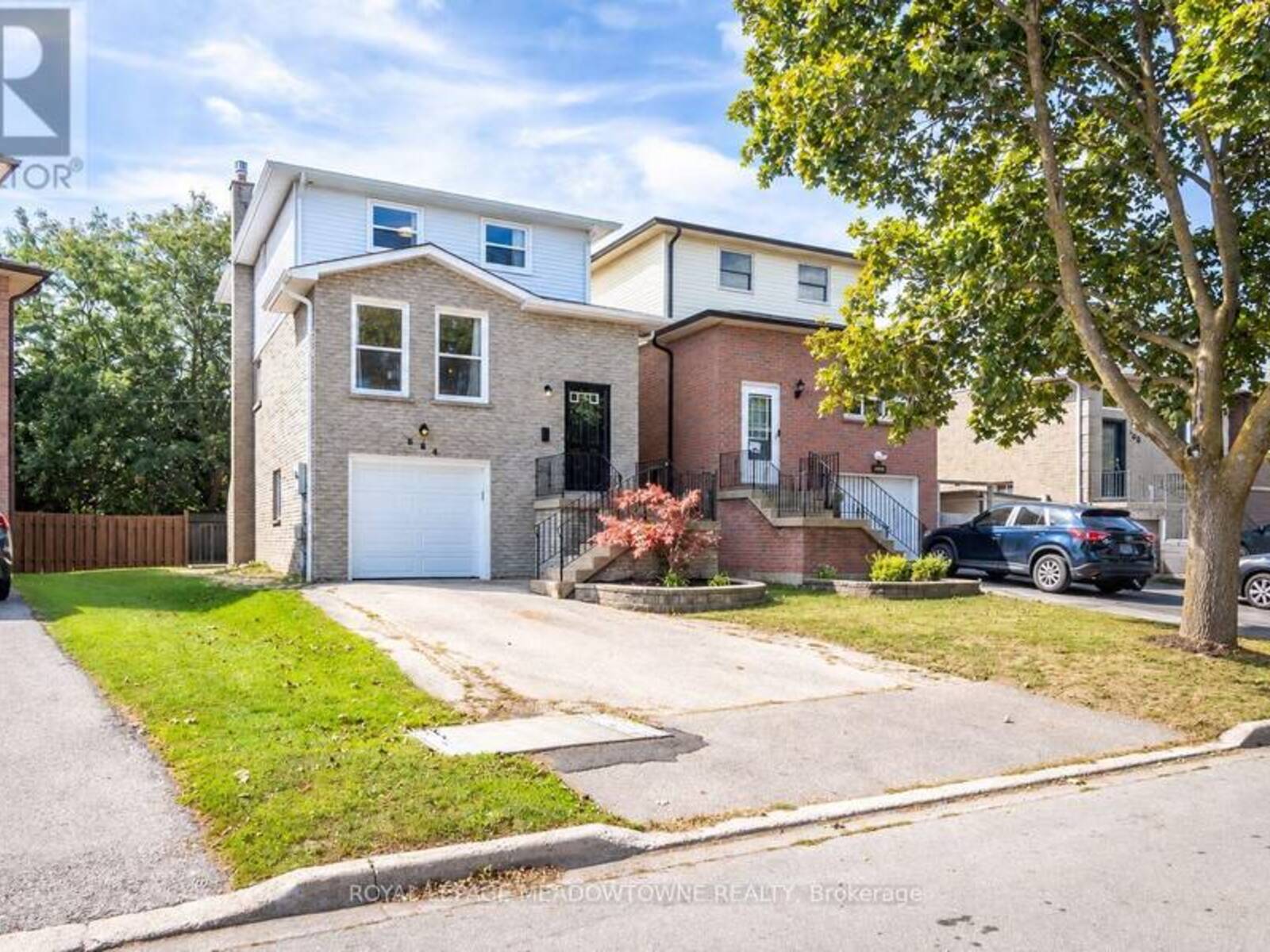 584 HAYWARD CRESCENT, Milton, Ontario L9T 4W7