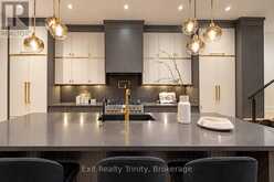 152 SHELDON AVENUE | Toronto Ontario | Slide Image Nine