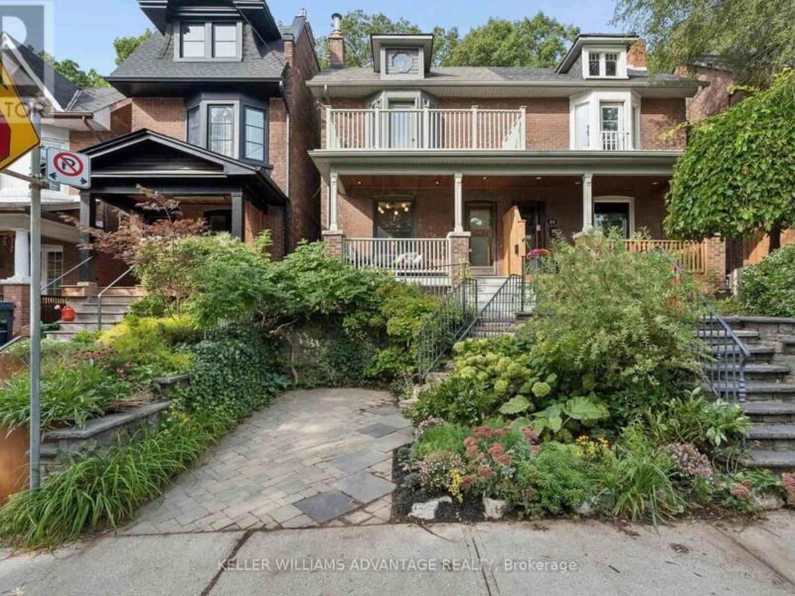 84 KINGSMOUNT PARK ROAD, Toronto, Ontario M4L 3L4