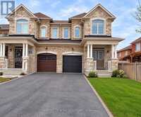 1268 BLENCOWE CRESCENT | Newmarket Ontario | Slide Image One