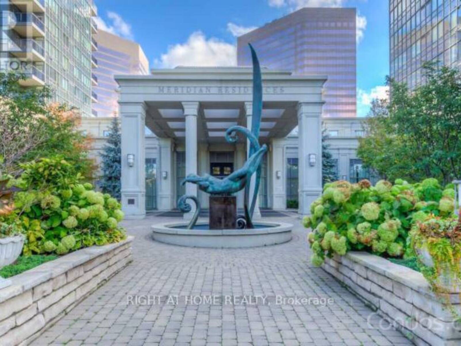 1505 - 15 GREENVIEW AVENUE, Toronto, Ontario M2M 4M7