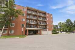 204 - 131 TAUNTON ROAD E | Oshawa Ontario | Slide Image Two