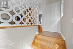 30 SNOWY MEADOW AVENUE | Richmond Hill Ontario | Slide Image Eight