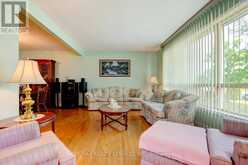 21 FINCHGATE BOULEVARD | Brampton Ontario | Slide Image Three