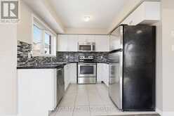 8 - 35 HAYS BOULEVARD | Oakville Ontario | Slide Image Ten
