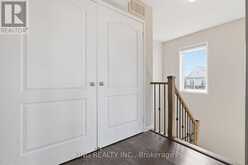 8 - 35 HAYS BOULEVARD | Oakville Ontario | Slide Image Thirteen