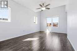 8 - 35 HAYS BOULEVARD | Oakville Ontario | Slide Image Fifteen
