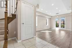 8 - 35 HAYS BOULEVARD | Oakville Ontario | Slide Image Three