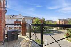 8 - 35 HAYS BOULEVARD | Oakville Ontario | Slide Image Six