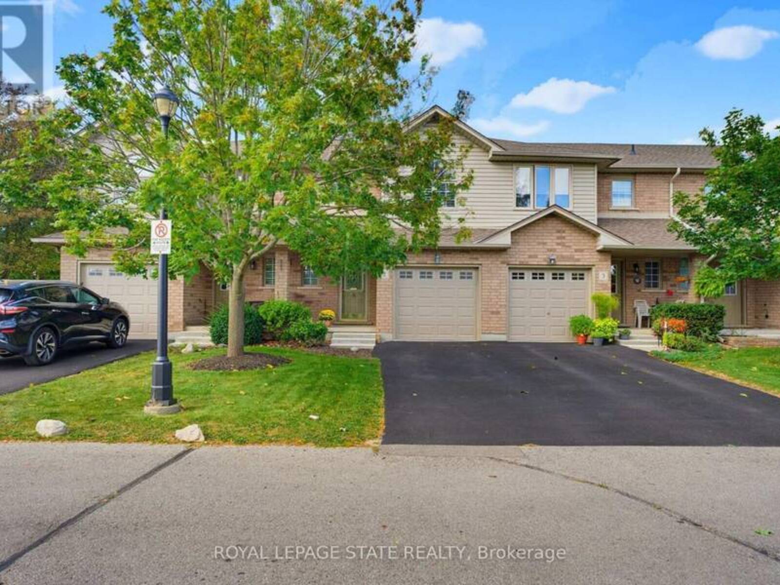 2 - 40 BRAEMAR AVENUE, Caledonia, Ontario N3W 2N1