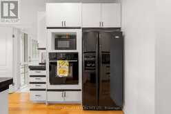 84 WALMSLEY BOULEVARD | Toronto Ontario | Slide Image Eighteen