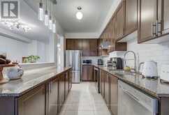 96 PORT ARTHUR CRESCENT | Richmond Hill Ontario | Slide Image Sixteen