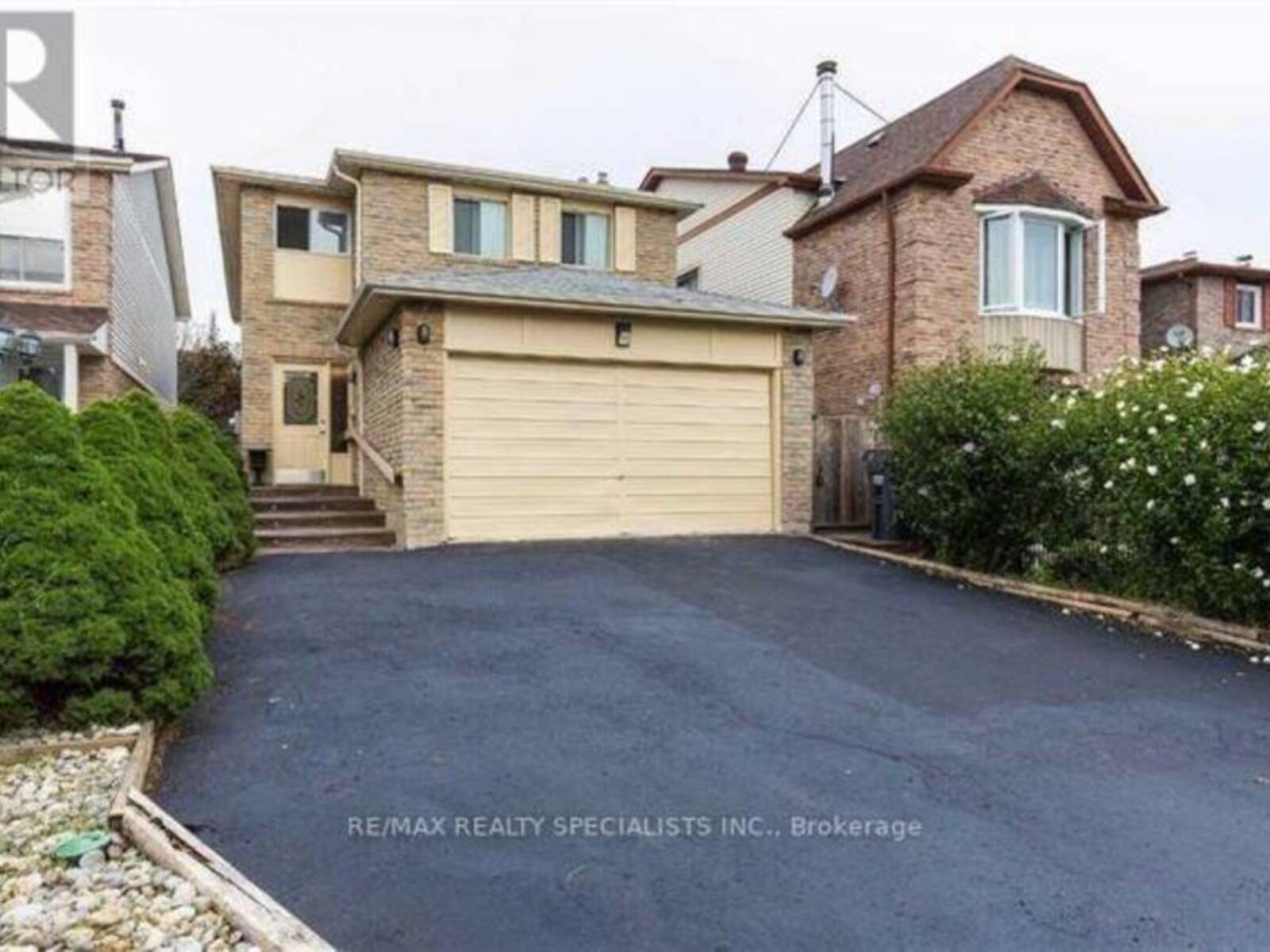 52 ABELARD AVENUE, Brampton, Ontario L6Y 2K8