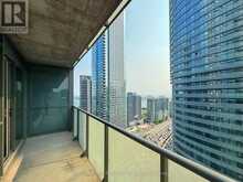 2611 - 55 BREMNER BOULEVARD | Toronto Ontario | Slide Image Seventeen