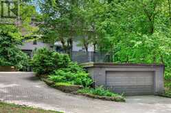 80 WYCHWOOD PARK | Toronto Ontario | Slide Image Twenty-six