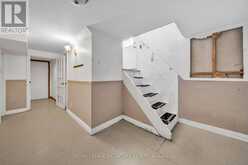 832 ZATOR AVENUE | Pickering Ontario | Slide Image Eighteen