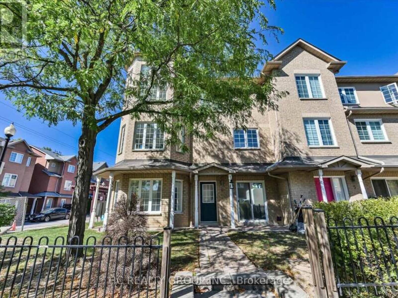 6 - 5 ST MORITZ WAY, Markham, Ontario L3R 4E8