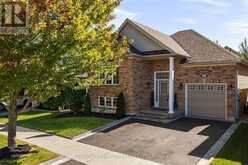 25 CRANBERRY LANE | Barrie Ontario | Slide Image One