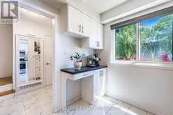 2097 MARINE DRIVE | Oakville Ontario | Slide Image Nine