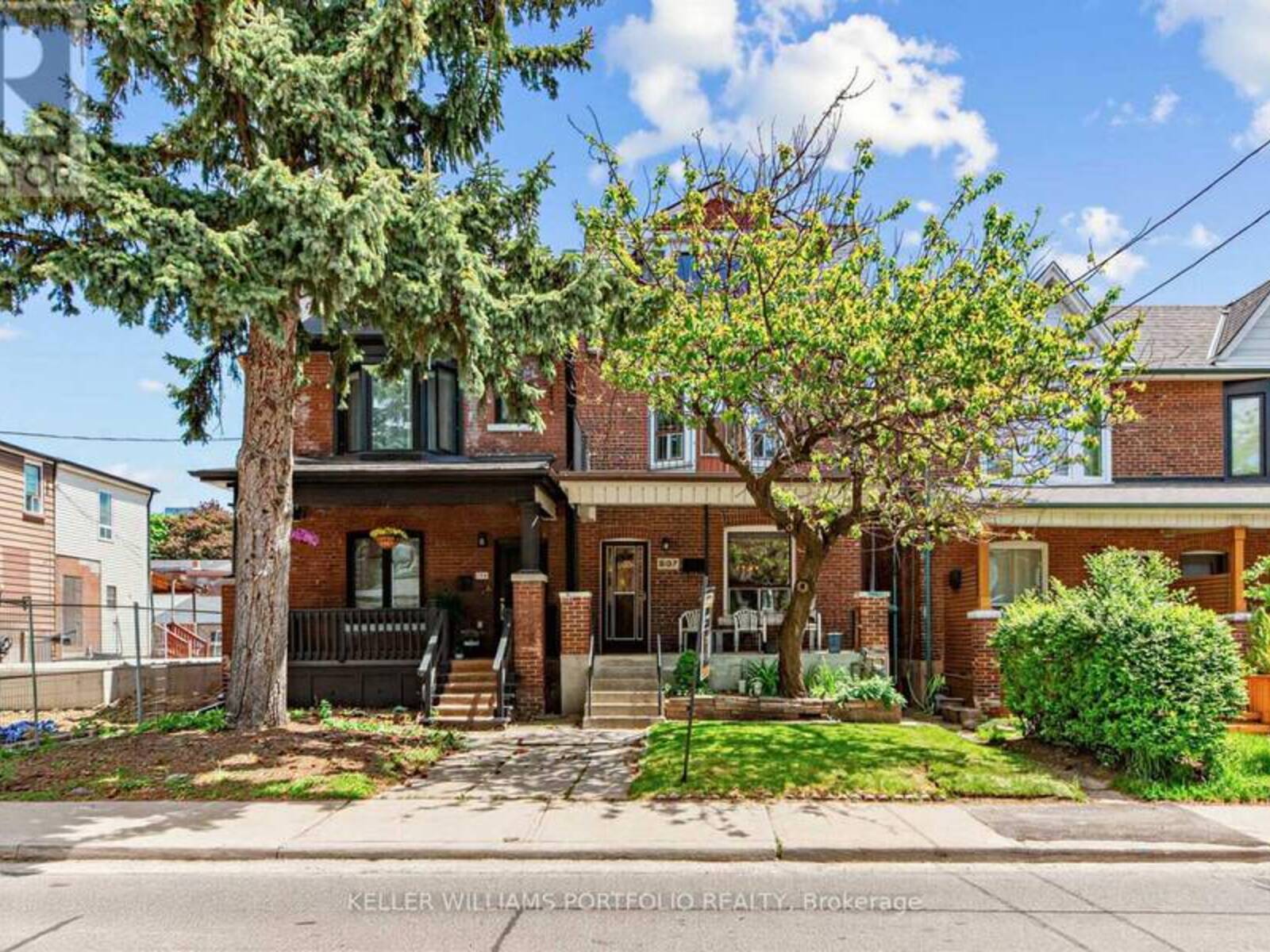 207 SYMINGTON AVENUE, Toronto, Ontario M6P 3W5