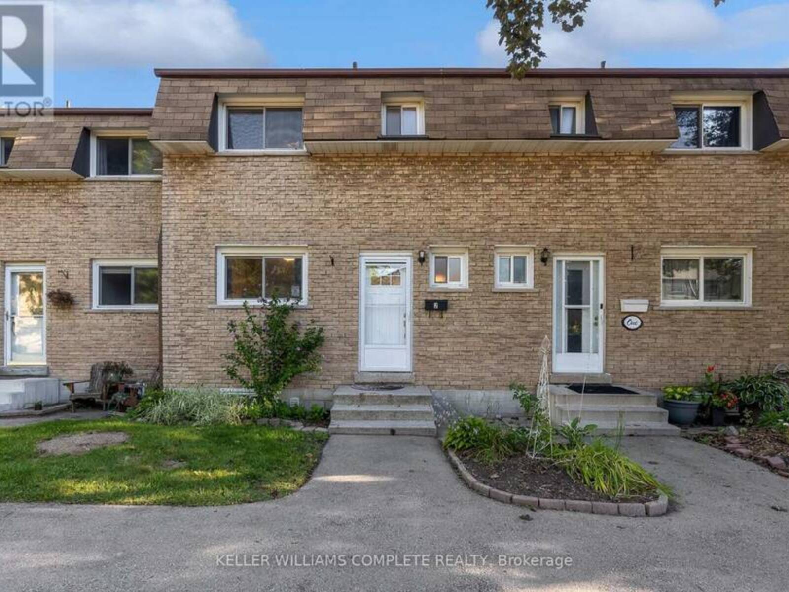 2 - 1420 GARTH STREET, Hamilton, Ontario L9B 1R6