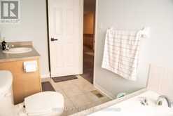 53 VENTURA LANE | Ajax Ontario | Slide Image Thirty-five