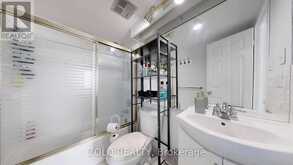 PH4 - 9 CHALMERS ROAD | Richmond Hill Ontario | Slide Image Twenty