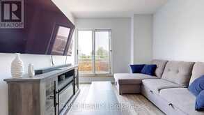 PH4 - 9 CHALMERS ROAD | Richmond Hill Ontario | Slide Image Eight