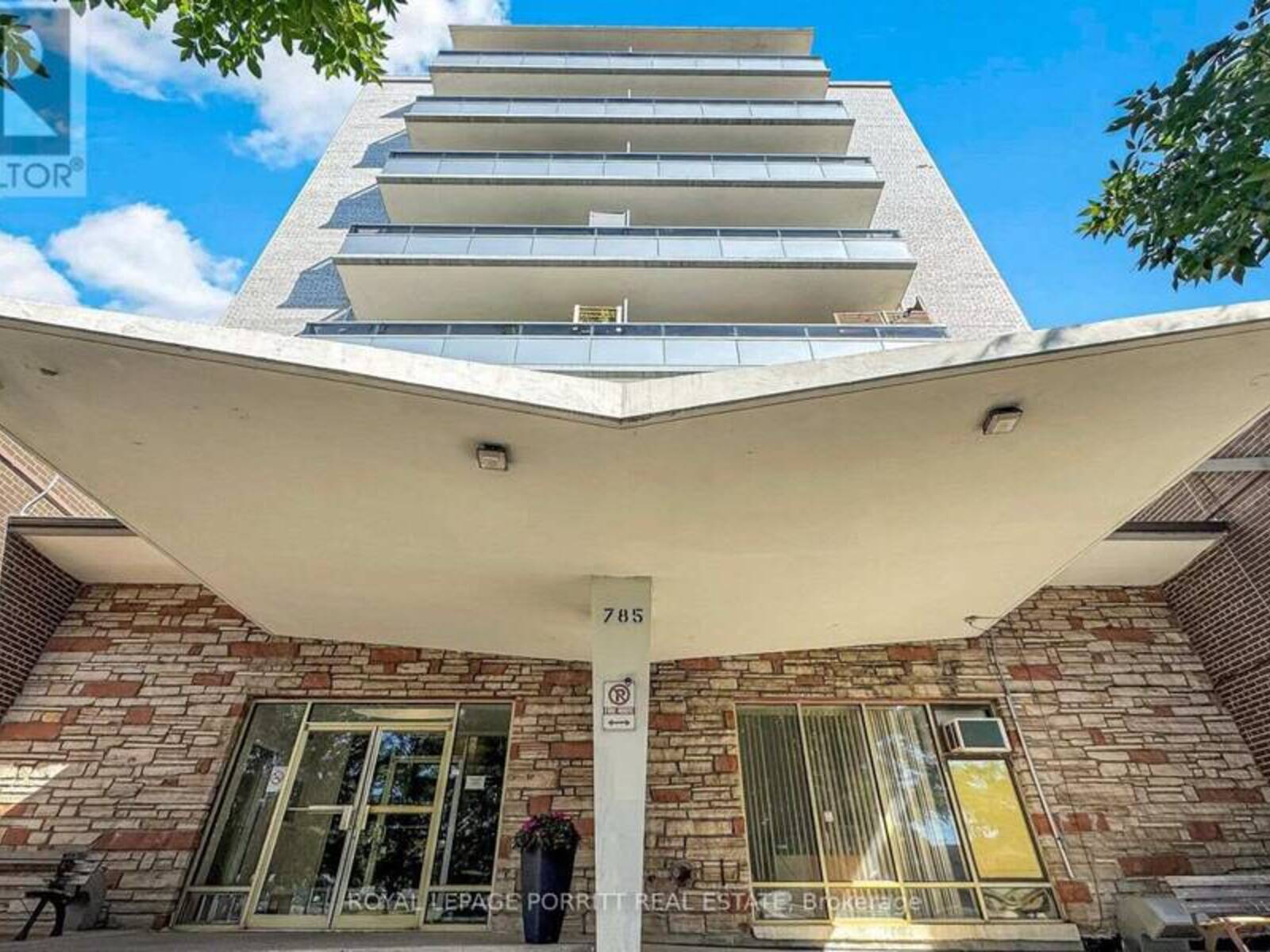 703 - 785 BROWNS LINE, Toronto, Ontario M8W 3V8