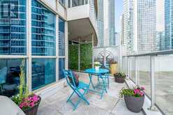 402 - 218 QUEENS QUAY W | Toronto Ontario | Slide Image Twenty-five