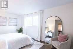 6 SNOWSHOE CRESCENT | Markham Ontario | Slide Image Fifteen