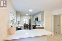 6 SNOWSHOE CRESCENT | Markham Ontario | Slide Image Eight